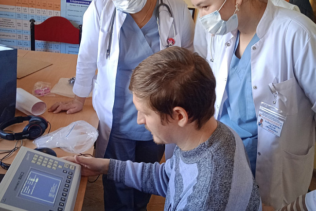 КРСУ помогает маленьким пациентам